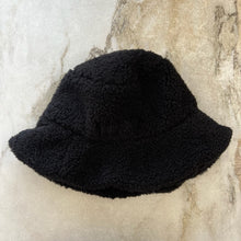 Charger l'image dans la galerie, Chapeau chaud LIU · JO - Les Mal-Aimés ❤️🩹