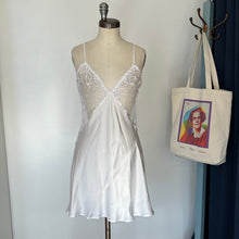 Charger l'image dans la galerie, Nuisette en soie Sanika Cosabella