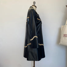 Charger l'image dans la galerie, Manteau cuir Lavoie Morin cuir et fourrures