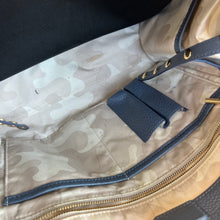 Charger l'image dans la galerie, Sac à main en cuir bleu Allyn Dagne Dover