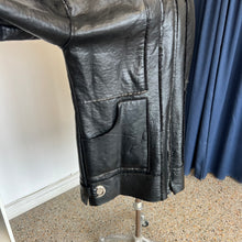 Charger l'image dans la galerie, Manteau mi-saison Simon Chang - Les Mal-Aimés ❤️🩹