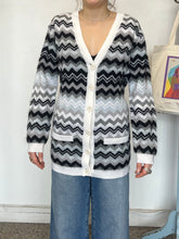 Charger l'image dans la galerie, Veste cardigan en laine Missoni