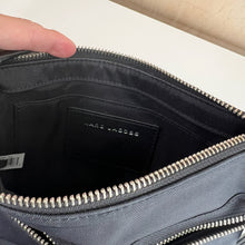 Charger l'image dans la galerie, Sac en nylon messager Marc Jacobs