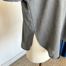 Charger l'image dans la galerie, Blouse grise Carla G