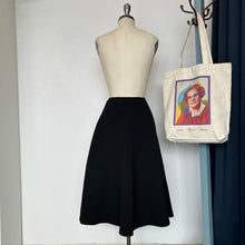 Charger l'image dans la galerie, Jupe noire Nadya Toto
