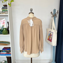 Charger l'image dans la galerie, Blouse Carla G beige