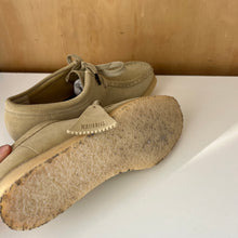 Charger l'image dans la galerie, Chaussures en suédine Clarks