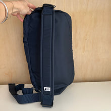 Charger l'image dans la galerie, Sac 8 Hr Sling unisexe MEC Mountain Equipment Company