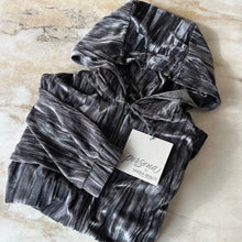 Charger l'image dans la galerie, Veste à capuchon en jersey de velours Persona par Marina Rinaldi