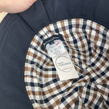 Charger l'image dans la galerie, Chapeau vintage Aquascutum