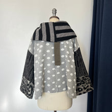 Charger l'image dans la galerie, Chandail Kedem Sasson