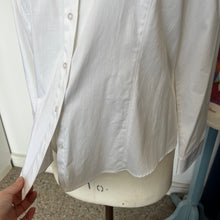 Charger l'image dans la galerie, Chemise blanche structurée premium Reitmans