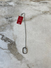 Charger l'image dans la galerie, Collier #3561 breloque carré gris Stella par Isabel Désy