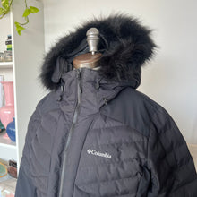 Charger l'image dans la galerie, Manteau noir isolé Bird Mountain Omni-Heat Infinity Colombia