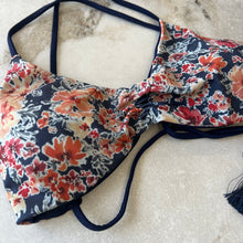 Charger l'image dans la galerie, Haut de bikini réversible Rose Buddha *Nouvelles tailles*