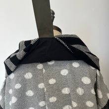 Charger l'image dans la galerie, Chandail Kedem Sasson