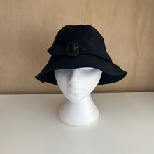 Charger l'image dans la galerie, Chapeau vintage Aquascutum