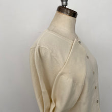 Charger l'image dans la galerie, Cardigan en cachemire House of Liberty crème