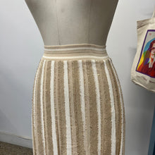 Charger l'image dans la galerie, Jupe lignée scintillante D. Exterior