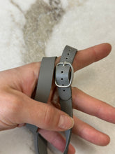 Charger l'image dans la galerie, Bracelet long pour montre 26mm cuir gris Chikiboom