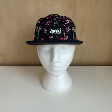 Charger l'image dans la galerie, Casquette fleurs Deux par Deux