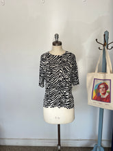 Charger l'image dans la galerie, Chandail zebré Bimba y Lola