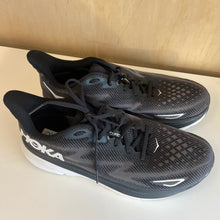 Charger l'image dans la galerie, Chaussures de course sur route Clifton 9 Hoka - Les Mal-Aimés ❤️🩹