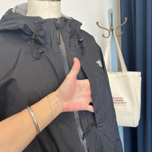 Charger l'image dans la galerie, Manteau de pluie Alta Vista The North Face - Les Mal-Aimés ❤️🩹