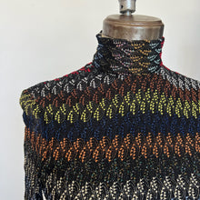 Charger l'image dans la galerie, Robe maxi à col roulé en maille et dos ouvert Missoni
