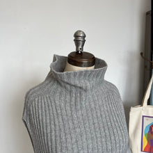 Charger l'image dans la galerie, Veste sans manches Liviana Conti