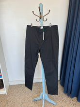 Charger l'image dans la galerie, Pantalon chino Noho Vallier