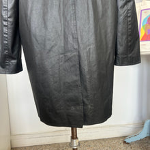 Charger l'image dans la galerie, Manteau long mi-saison ciré M0851