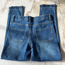 Charger l'image dans la galerie, Pantalon jeans avec ourlets effilochés et broderies florales Deux par Deux