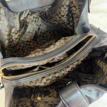 Charger l'image dans la galerie, Sac à main Madison Carlyle Coach