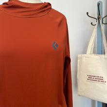 Charger l'image dans la galerie, Chandail à capuchon Alpenglow Black Diamond - Les Surcyclés 🪡