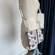 Charger l'image dans la galerie, Sac à main Nanette Lepore - Les Mal-Aimés ❤️🩹