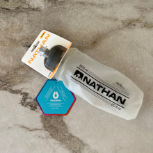 Charger l'image dans la galerie, Bouteille d'eau souple Nathan Soft Flask 20oz