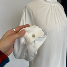 Charger l'image dans la galerie, Blouse à col Carla G