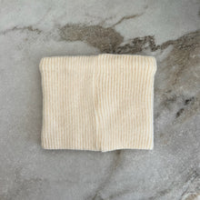 Charger l'image dans la galerie, Cache-cou mi-saison tricot pour enfants Deux par Deux crème