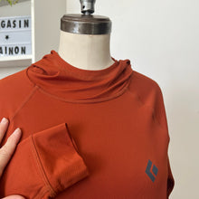 Charger l'image dans la galerie, Chandail à capuchon Alpenglow Black Diamond - Les Surcyclés 🪡