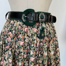 Charger l'image dans la galerie, Jupe fleurie vintage Star