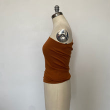 Charger l'image dans la galerie, Chandail asymtrique c'est moi