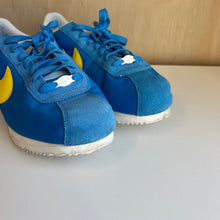 Charger l'image dans la galerie, Chaussures Cortez TXT Light Photo Blue Lightning Nike