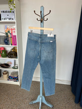 Charger l'image dans la galerie, Jean taille haute jambe droite Peggi 7 For All ManKind