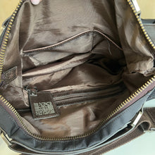 Charger l'image dans la galerie, Sac bandoulière Matt & Nat - Les Mal-Aimés ❤️🩹