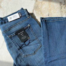 Charger l'image dans la galerie, Pantalon jeans Kimmie Straight Leg Slim Illusion 7 For All ManKind