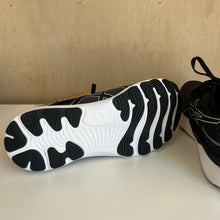 Charger l'image dans la galerie, Chaussures de course Gel-Nimbus 24 Asics