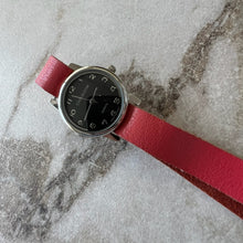 Charger l'image dans la galerie, Montre 26mm bracelet long rose Chikiboom