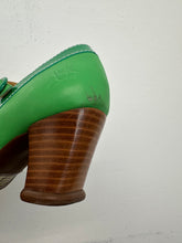 Charger l'image dans la galerie, Chaussures Mary Janes Operetta Marcello John Fluevog