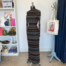 Charger l'image dans la galerie, Robe maxi à col roulé en maille et dos ouvert Missoni